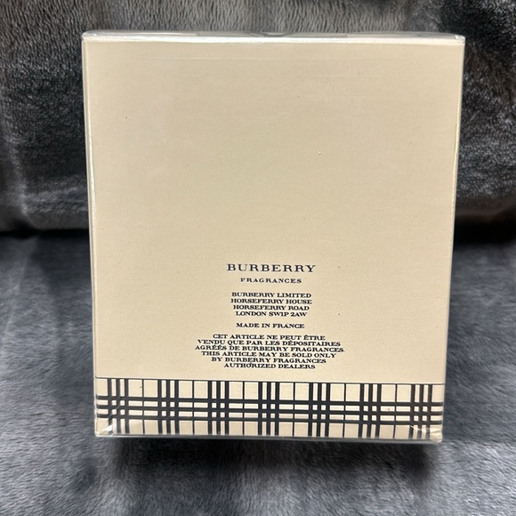 Burberry Eau de Parfum 100 ml 33 FL OZ. 
New in original packaging. - Picture 2 of 5